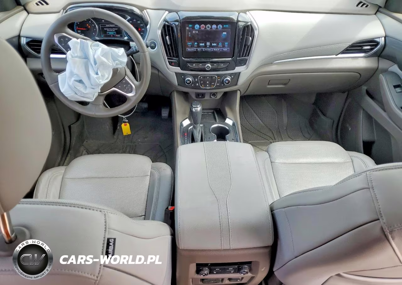 2018 Chevrolet Traverse Premier VIN:1GNERKKW8JJ115389 - 8