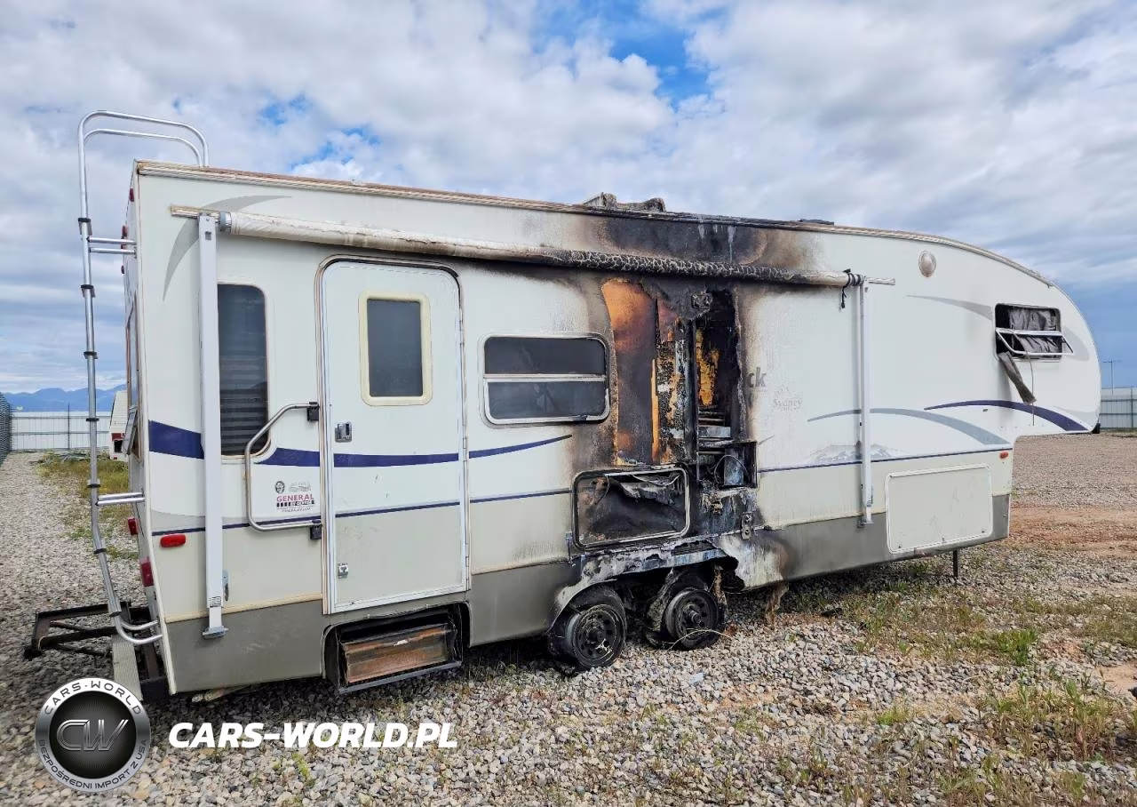 2005 Keystone Keystone VIN:4YDF28F245G910676 - 4