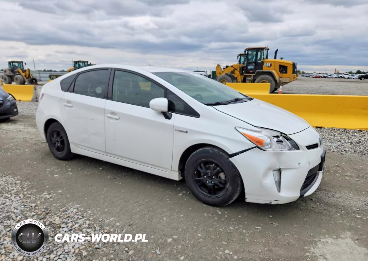 2012 Toyota Prius Two VIN:JTDKN3DU3C5530737 - 4