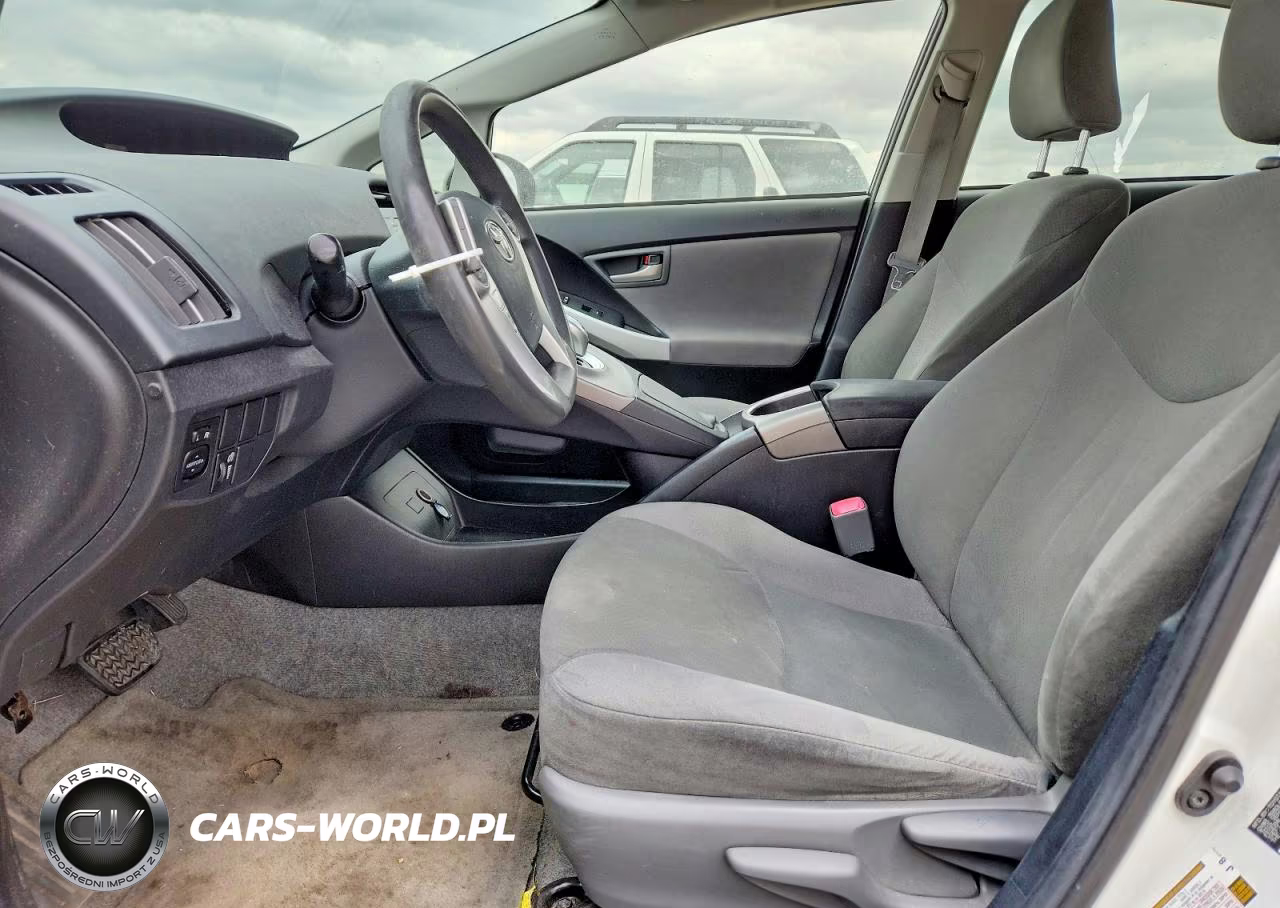 2012 Toyota Prius Two VIN:JTDKN3DU3C5530737 - 7