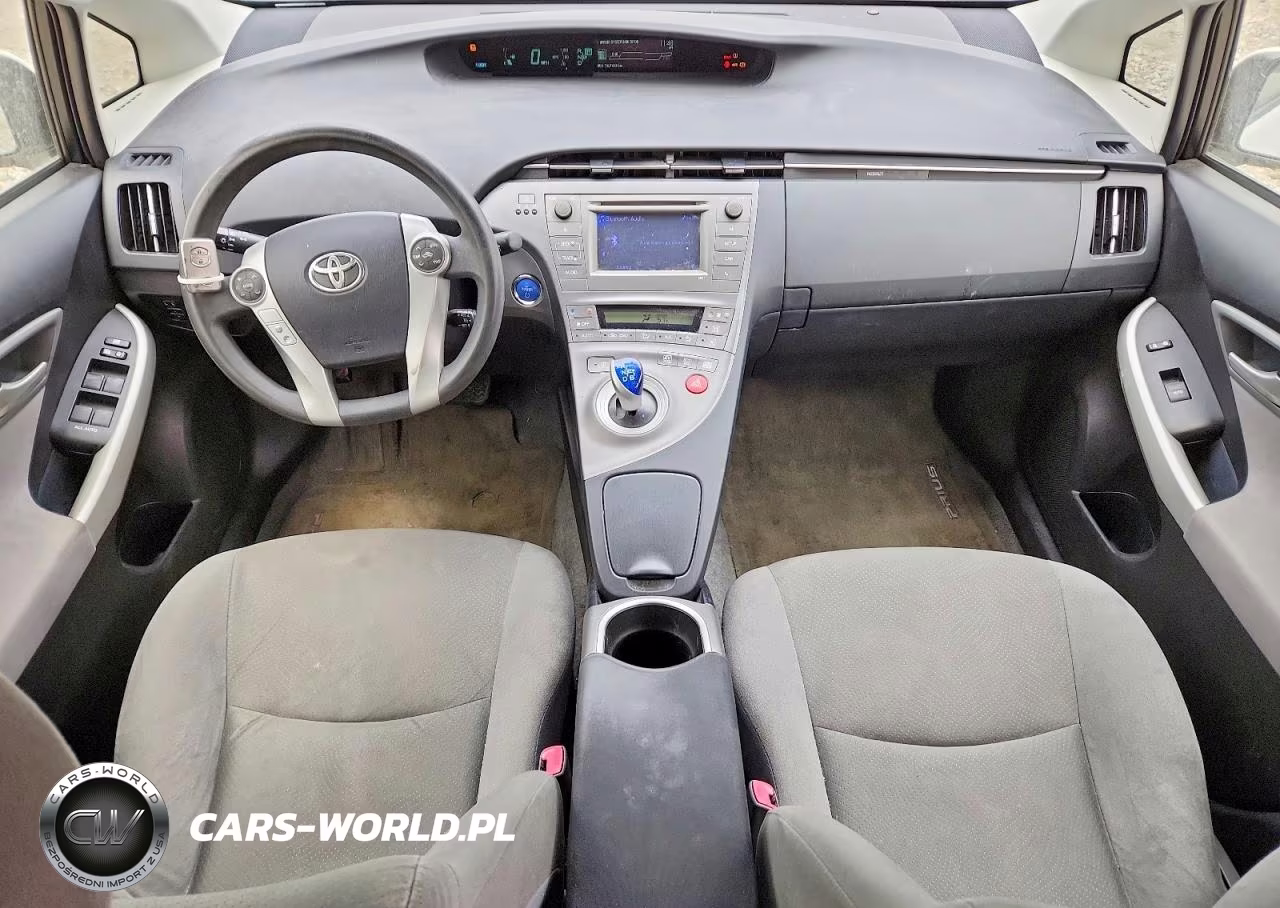 2012 Toyota Prius Two VIN:JTDKN3DU3C5530737 - 8