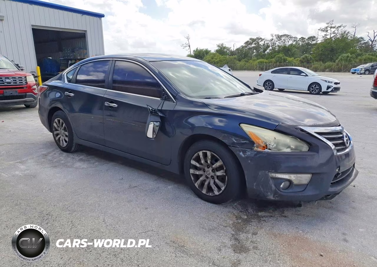 2015 Nissan Altima 2.5 S VIN:1N4AL3APXFN385237 - 4