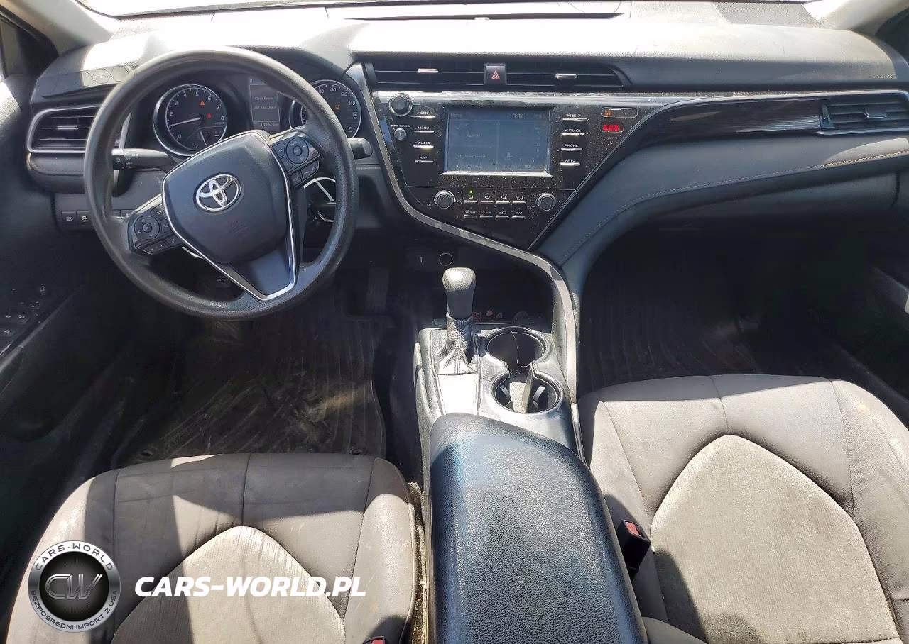 2019 Toyota Camry Le VIN:4T1B11HK4KU800485 - 8