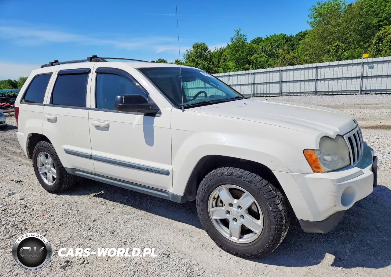2007 Jeep Grand Cherokee VIN:1J8GR48KX7C578335 - 4