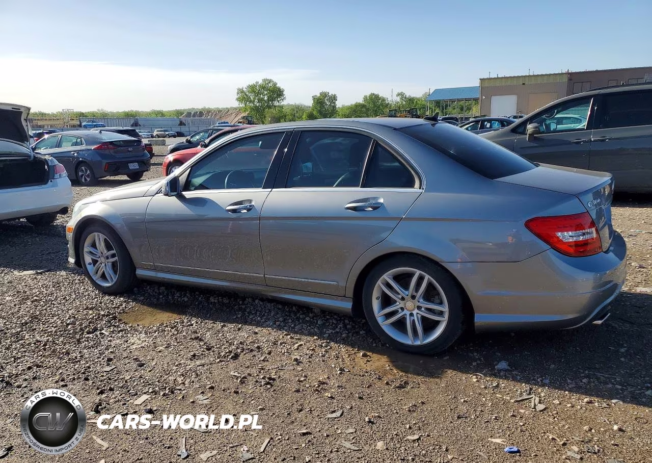 2014 Mercedes-Benz C 300 4Matic VIN:WDDGF8AB3EA892912 - 2