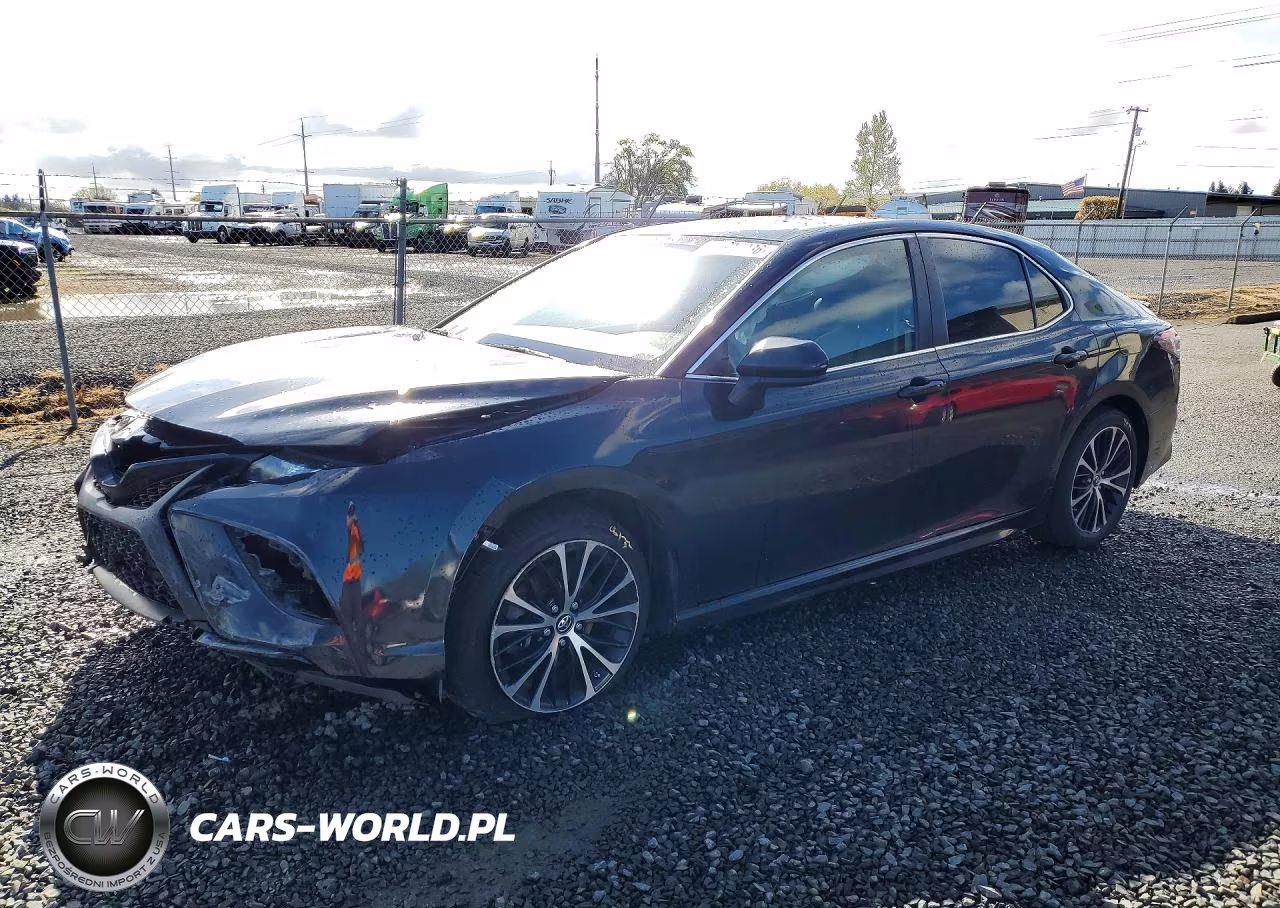 2018 Toyota Camry Se – zdjęcie 1 z 12