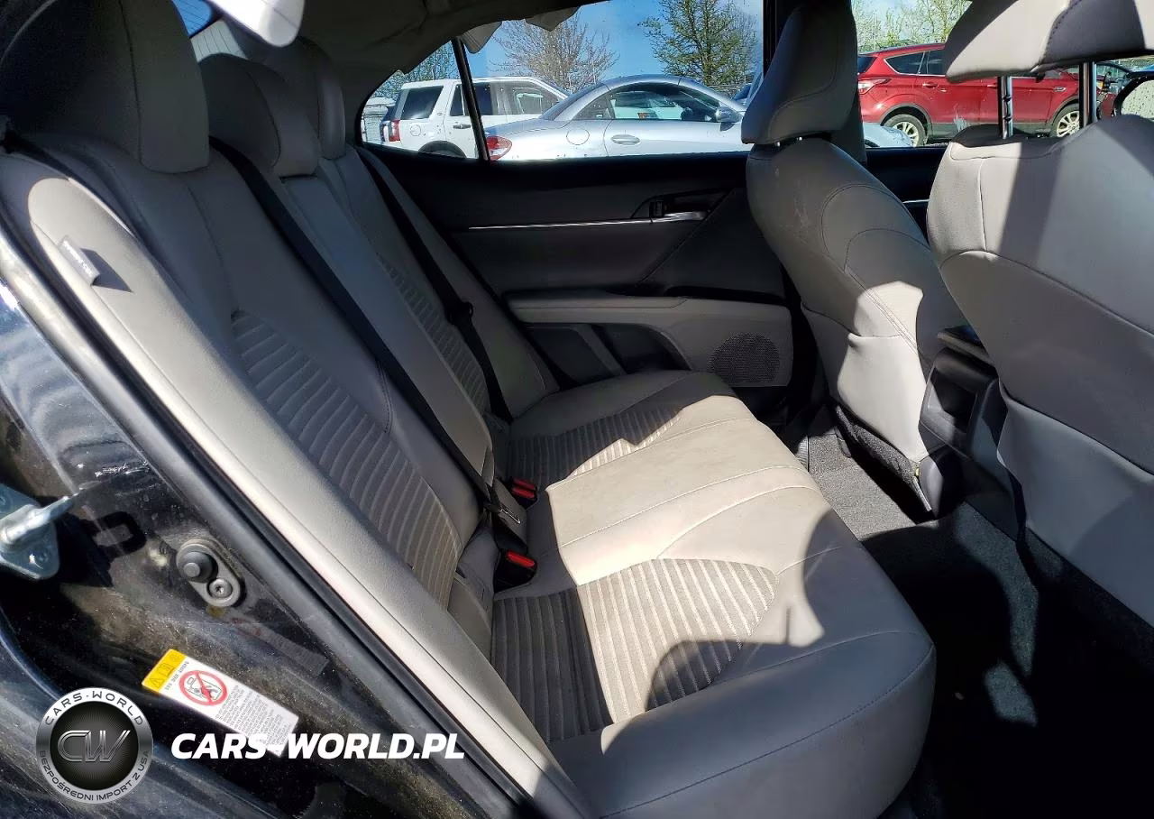 2018 Toyota Camry Se VIN:JTNB11HK4J3005764 - 10