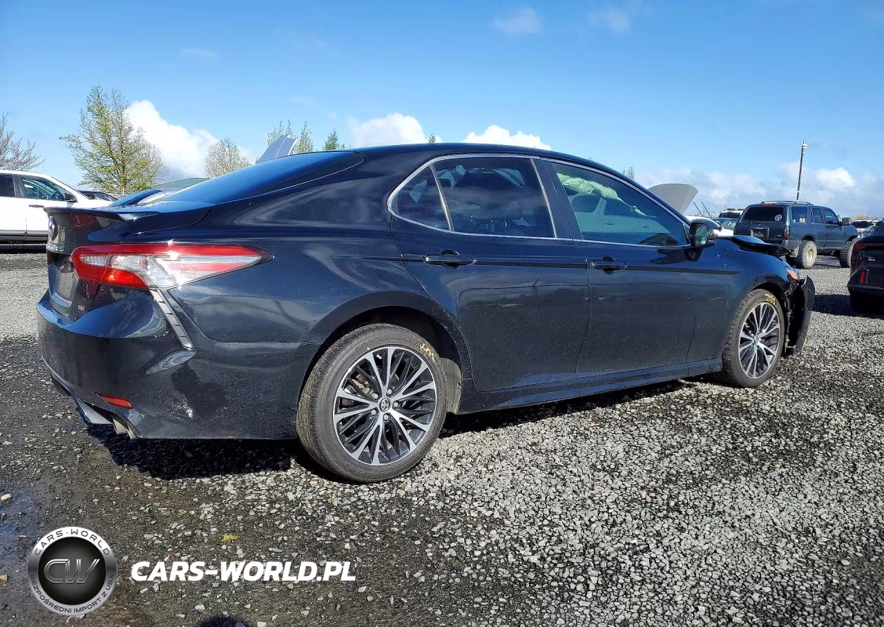 2018 Toyota Camry Se VIN:JTNB11HK4J3005764 - 3