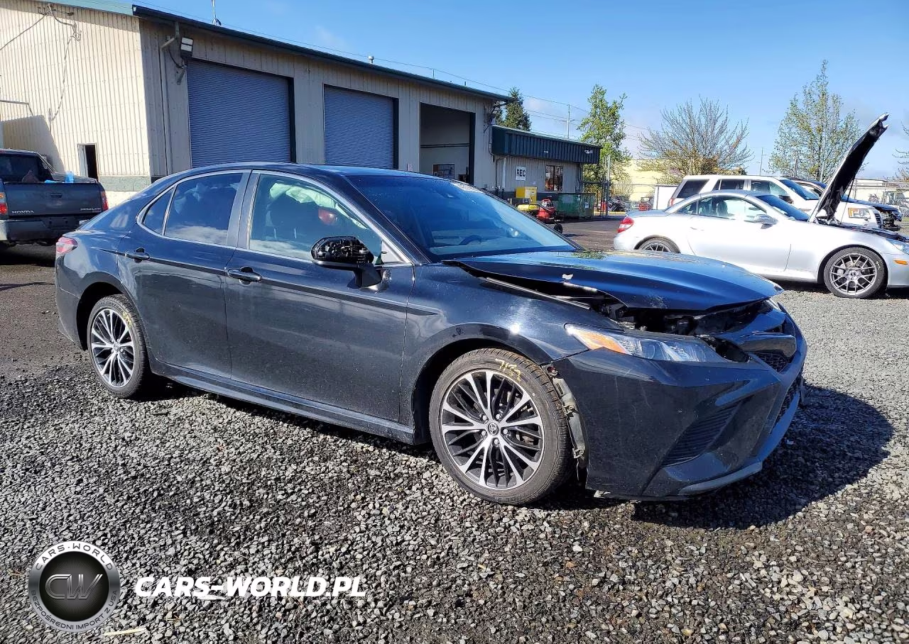 2018 Toyota Camry Se VIN:JTNB11HK4J3005764 - 4