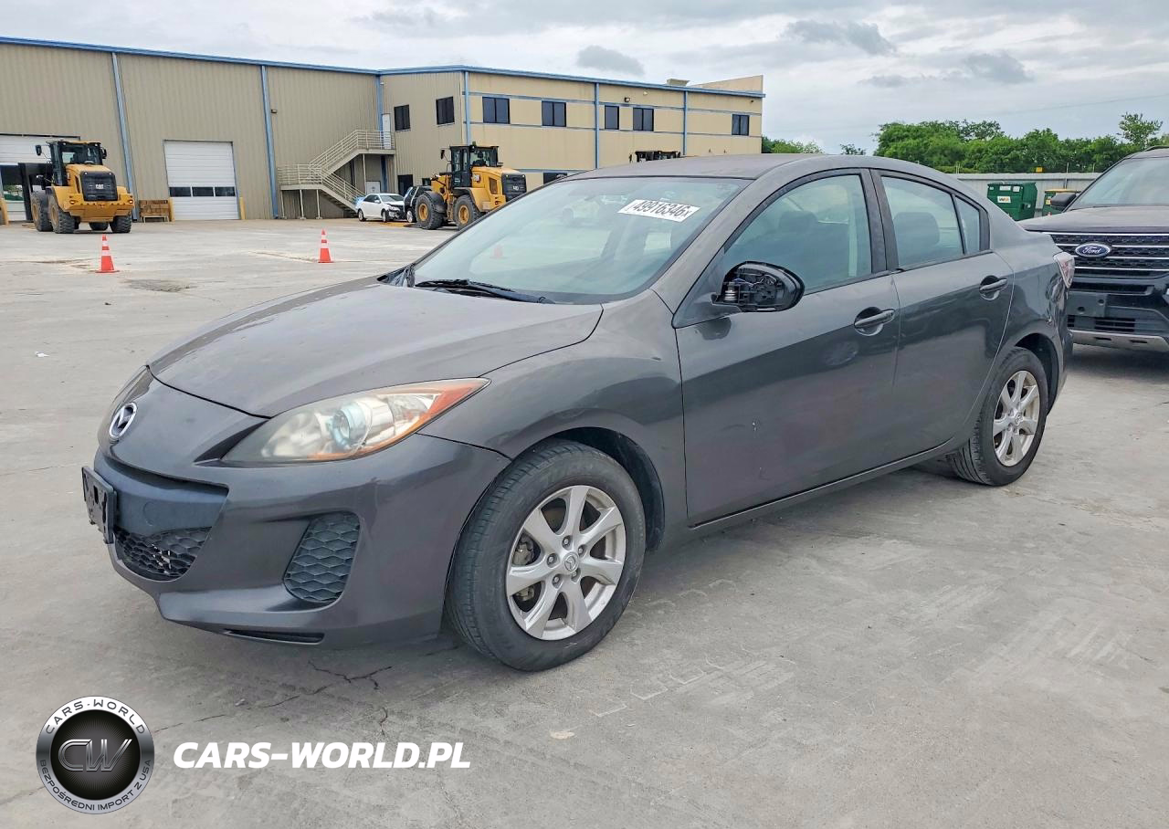 2013 Mazda 3 I