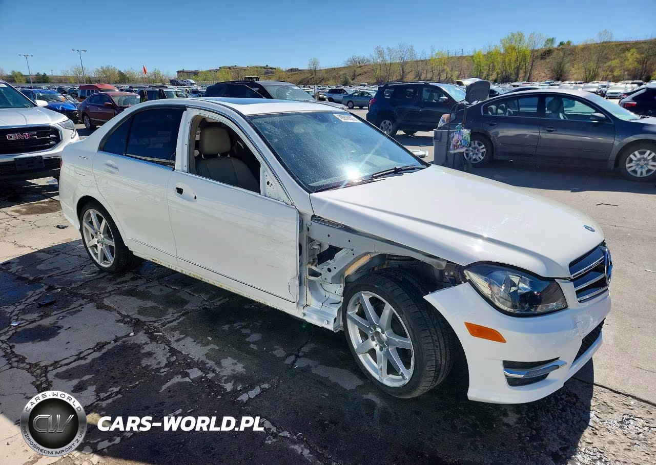 2014 Mercedes-Benz C 250 VIN:WDDGF4HB5EA963316 - 4