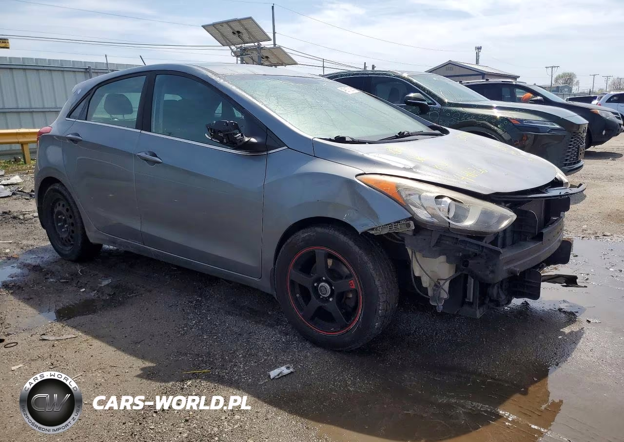 2017 Hyundai Elantra Gt Base VIN:KMHD35LHXHU355099 - 4
