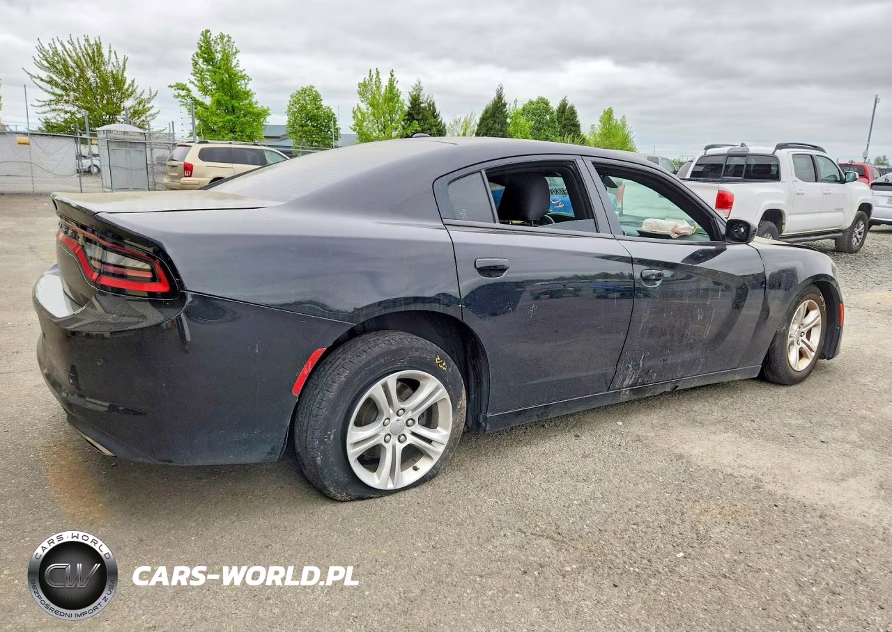 2019 Dodge Charger Sxt VIN:2C3CDXBG9KH702650 - 3
