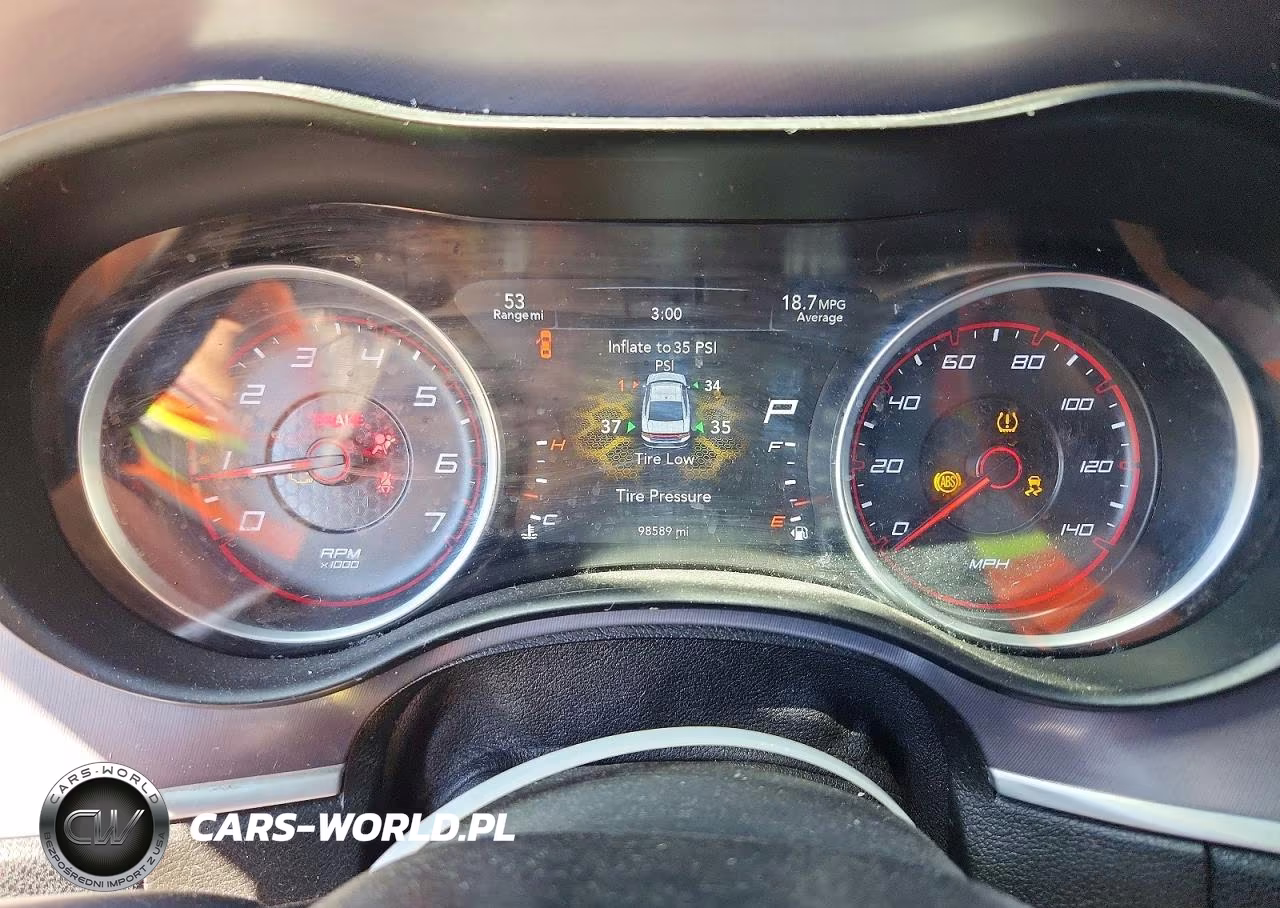 2019 Dodge Charger Sxt VIN:2C3CDXBG9KH702650 - 9