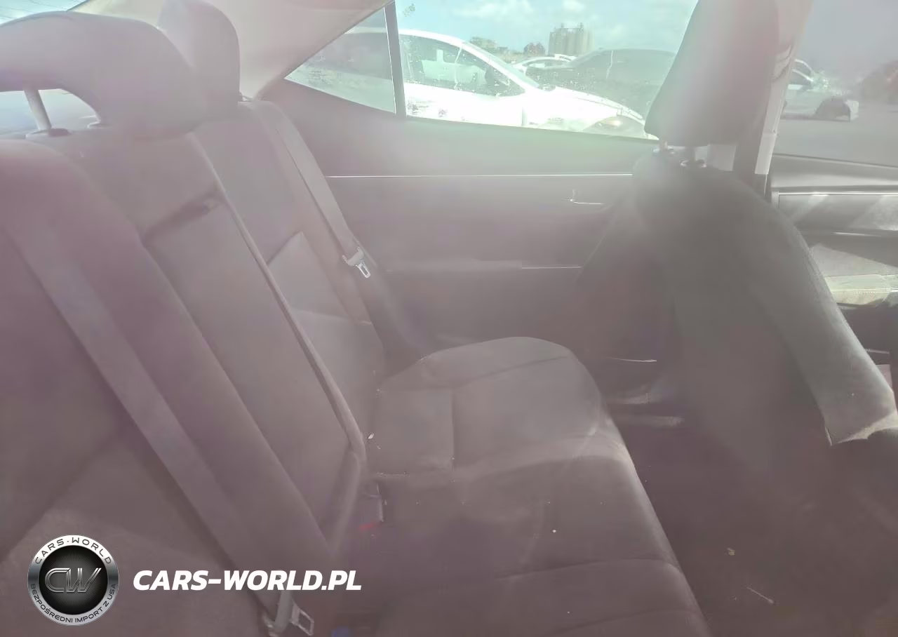 2017 Toyota Corolla Le VIN:5YFBURHE6HP662328 - 10