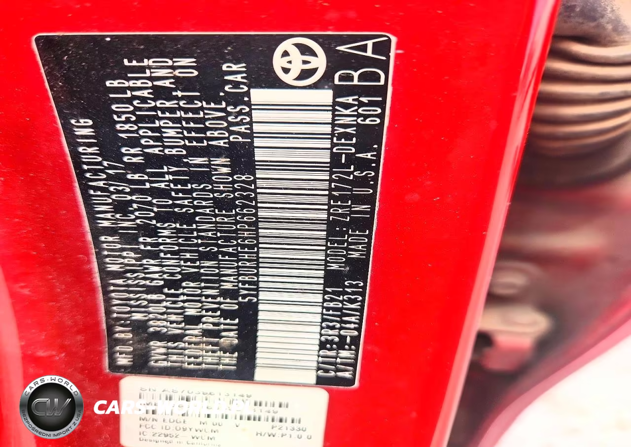 2017 Toyota Corolla Le VIN:5YFBURHE6HP662328 - 12