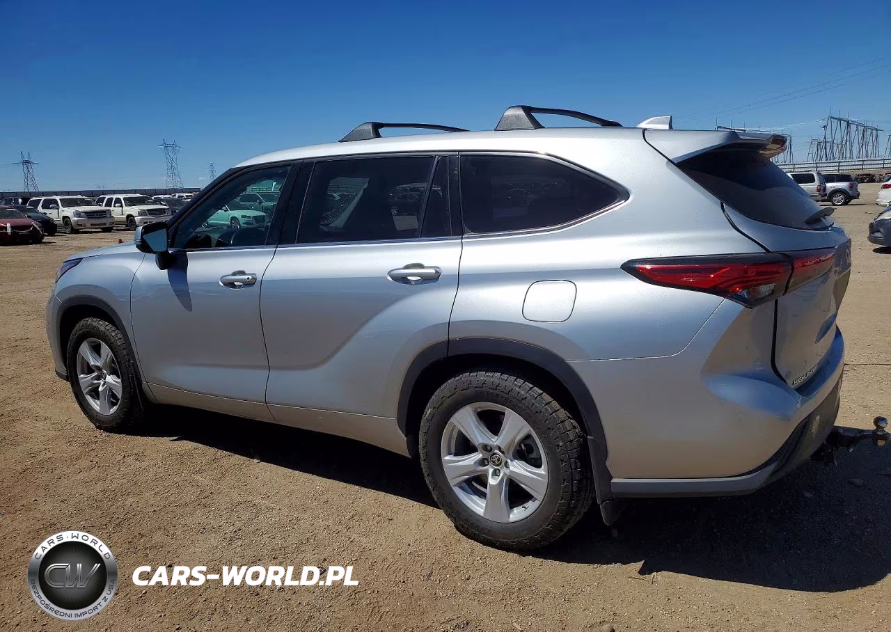 2021 Toyota Highlander Le VIN:5TDBZRBH9MS097935 - 2