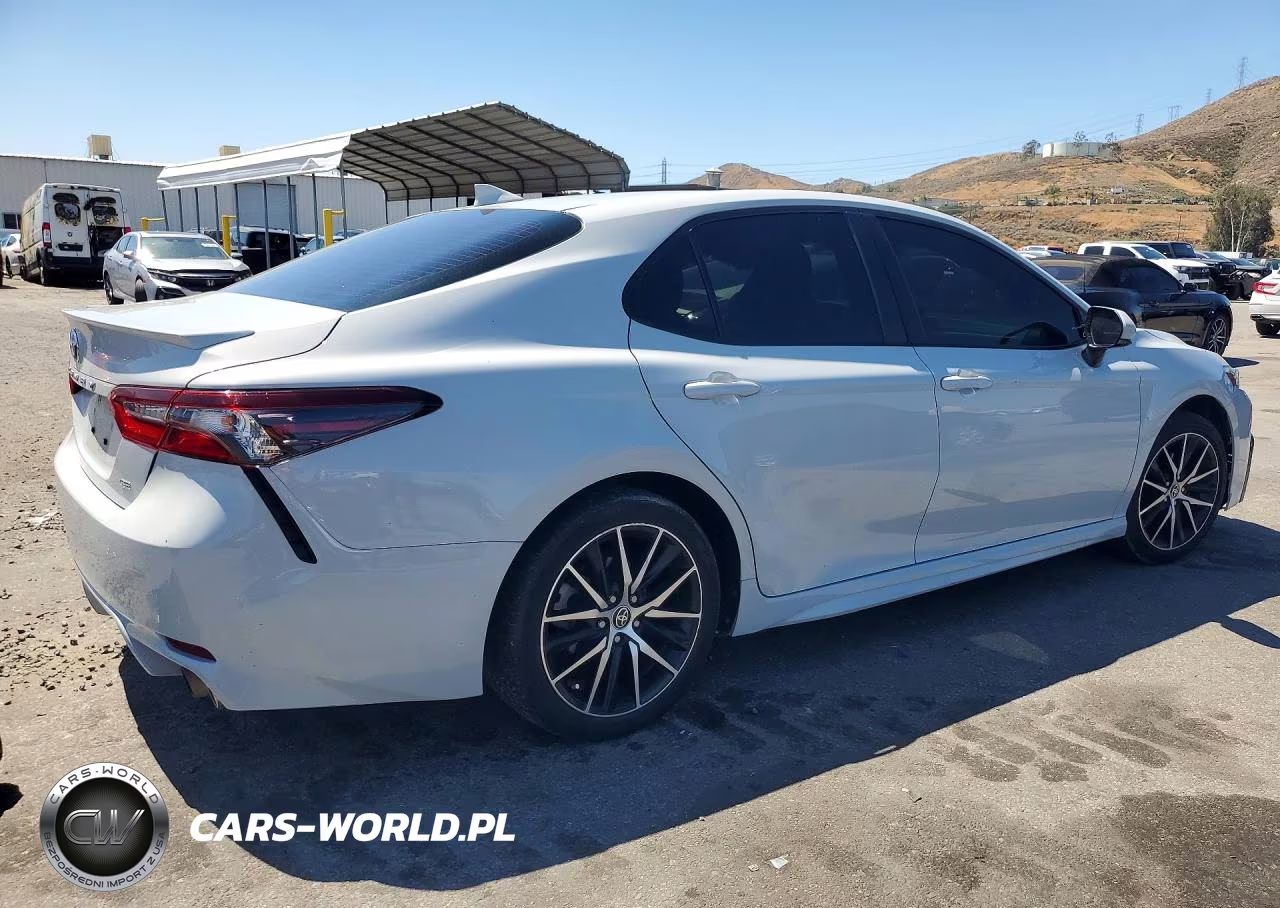 2023 Toyota Camry Se VIN:4T1T11AK8PU093512 - 3