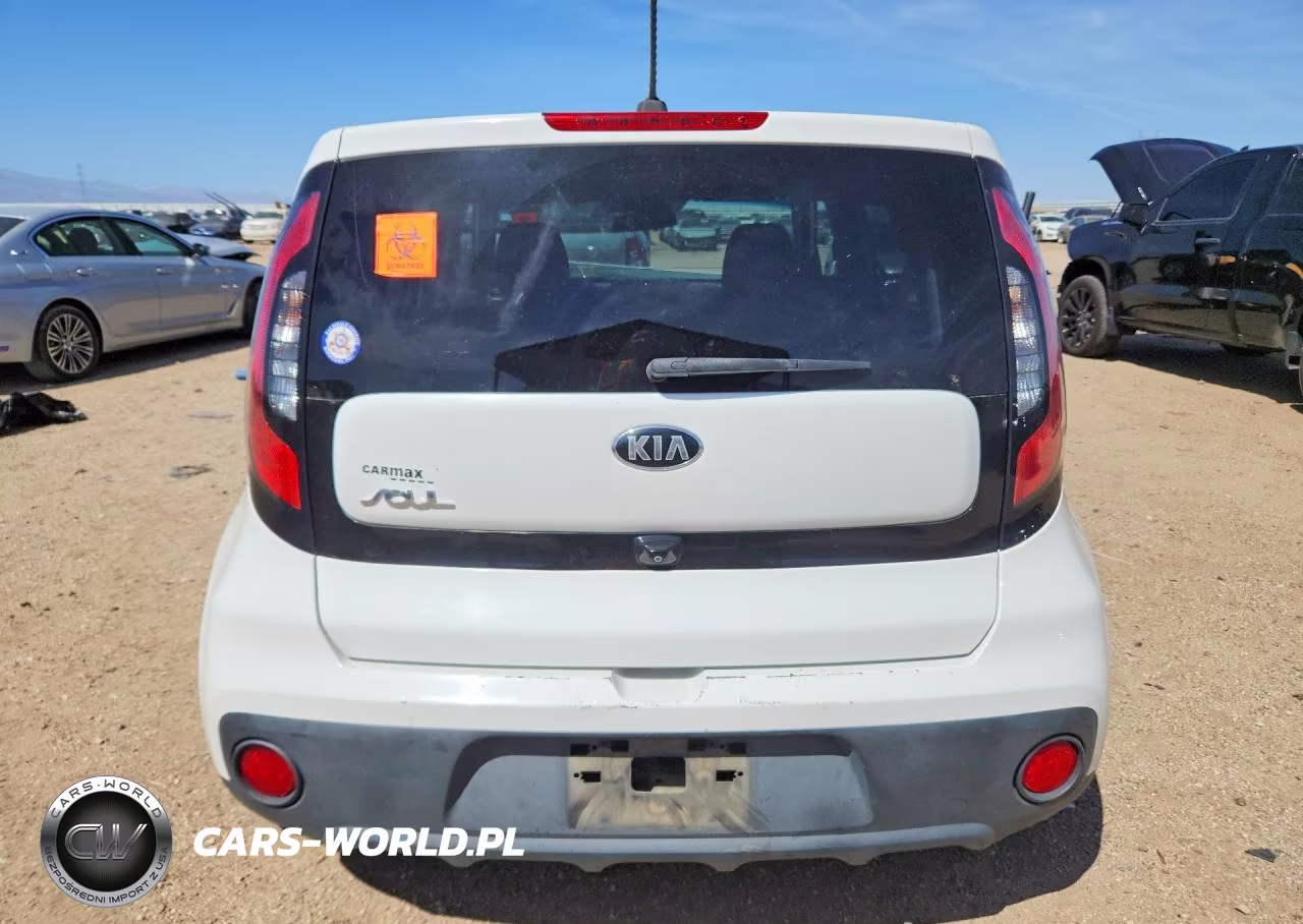 2017 Kia Soul Base VIN:KNDJN2A21H7449353 - 6
