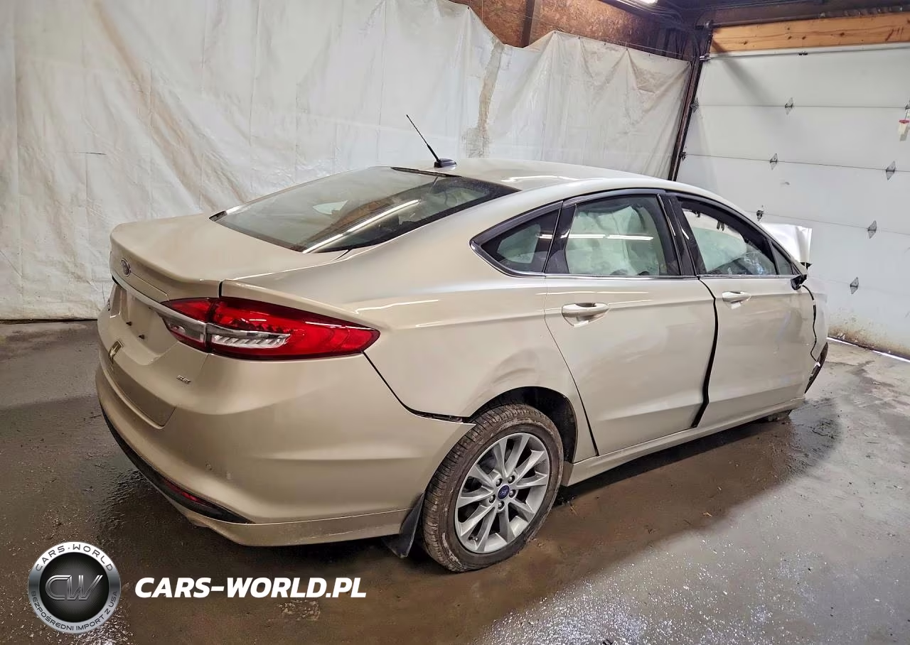 2017 Ford Fusion Se VIN:3FA6P0H78HR411851 - 3