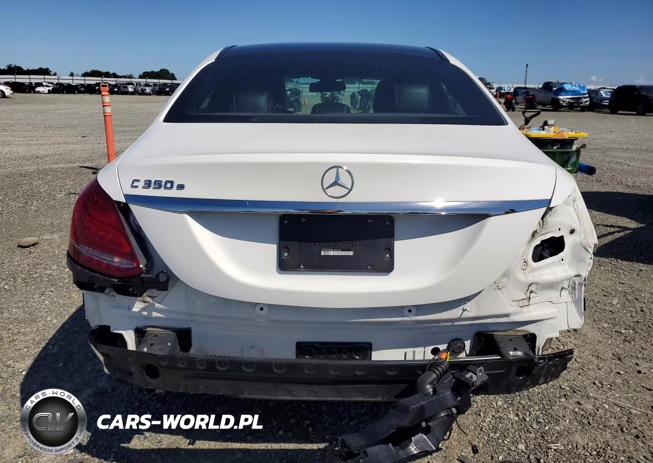 2018 Mercedes-Benz C 350E VIN:55SWF4HB5JU261681 - 6