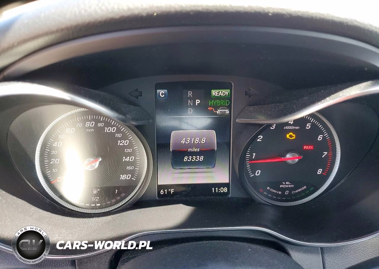 2018 Mercedes-Benz C 350E VIN:55SWF4HB5JU261681 - 9