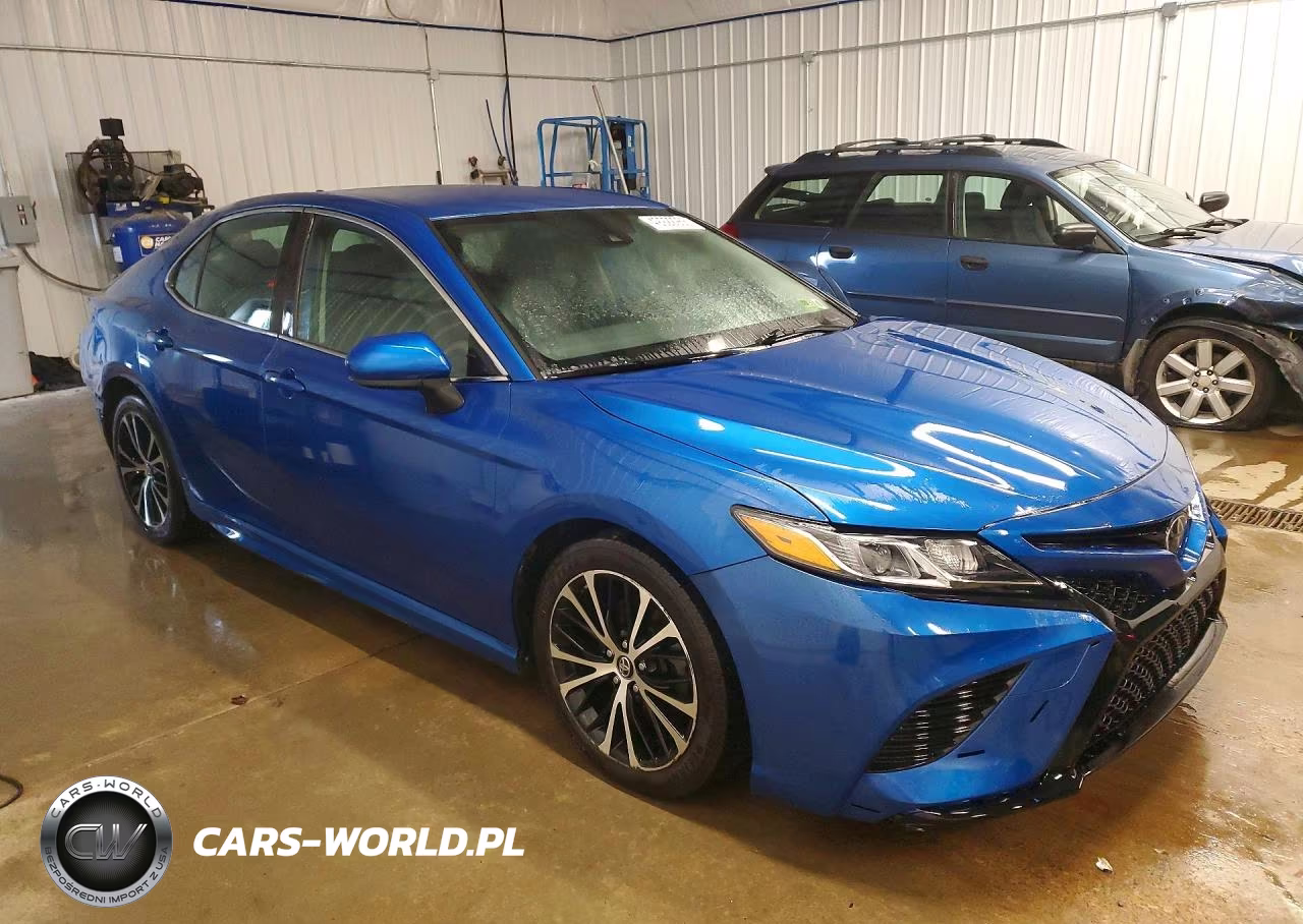 2019 Toyota Camry VIN:4T1B11HK0KU231151 - 4
