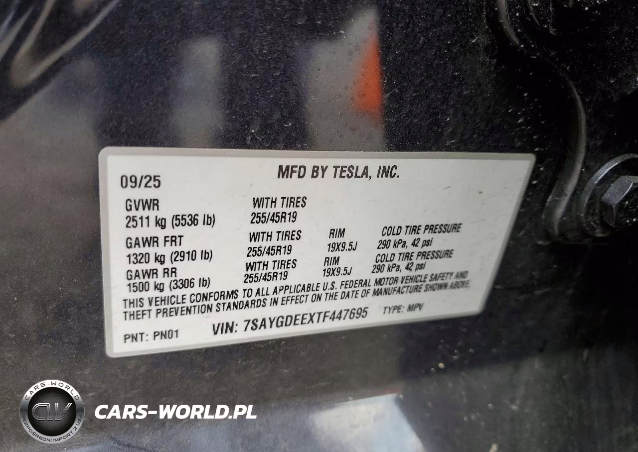 2026 Tesla Model Y VIN:7SAYGDEEXTF447695 - 12