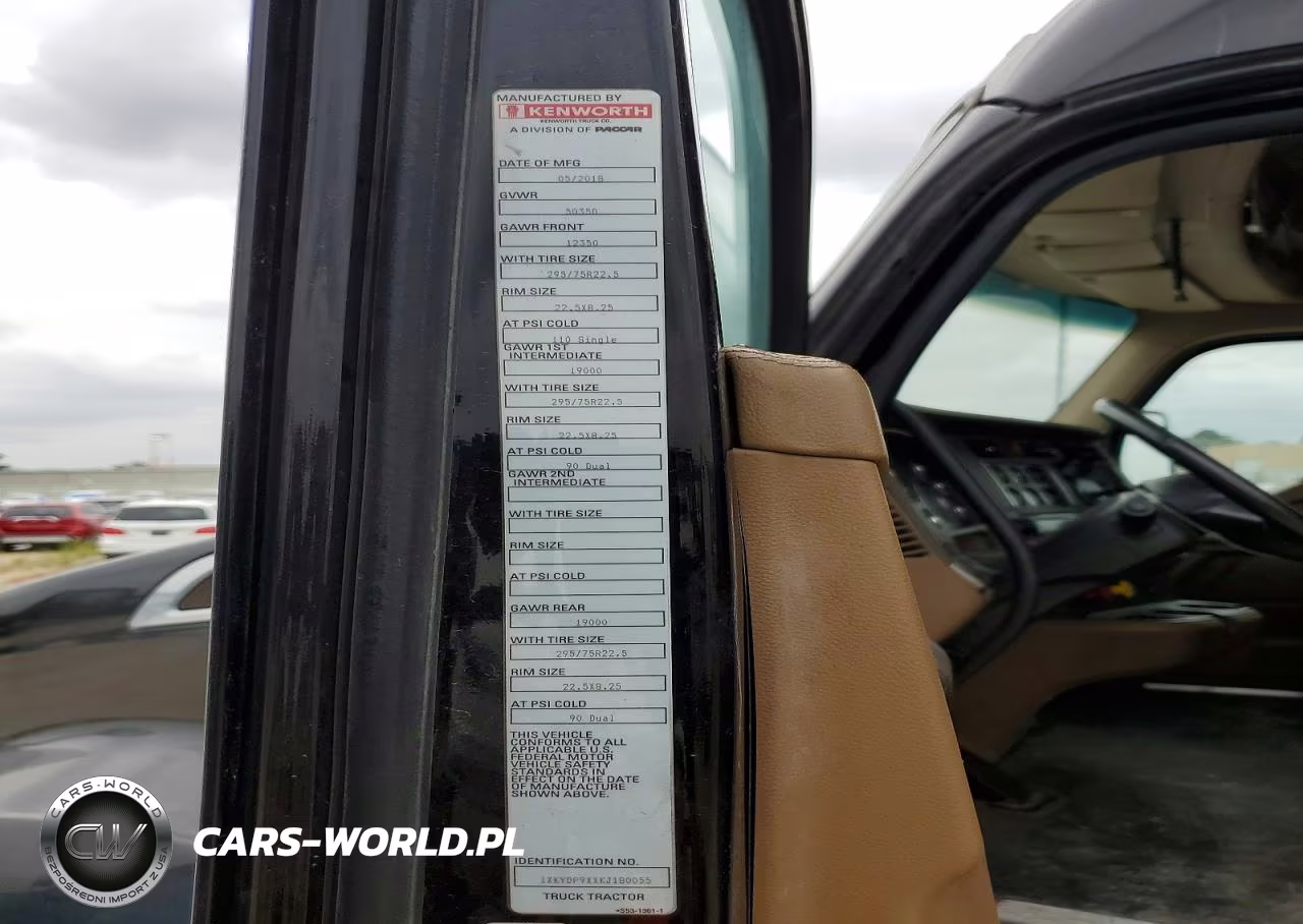 2019 Kenworth T680 Semi Truck VIN:1XKYDP9XXKJ180055 - 10
