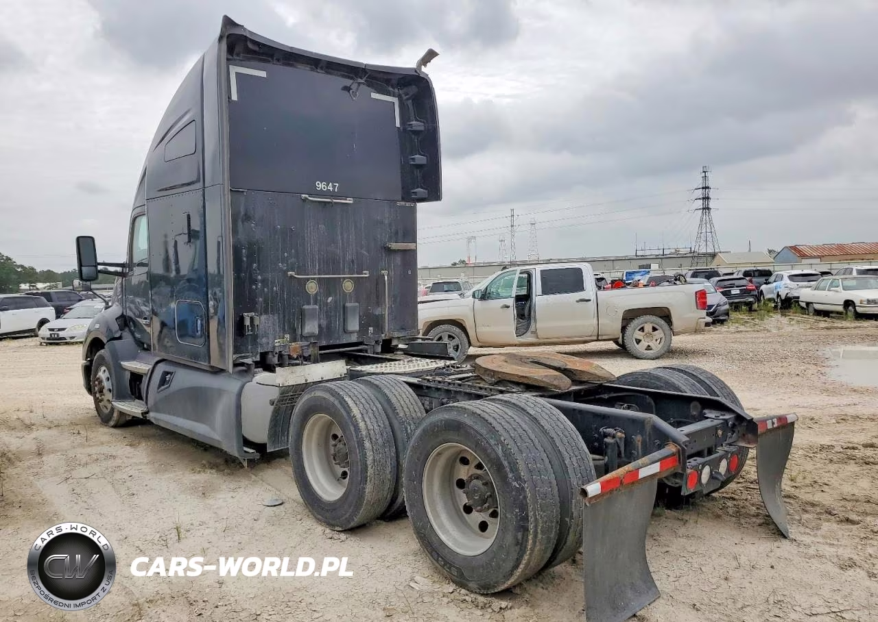 2019 Kenworth T680 Semi Truck VIN:1XKYDP9XXKJ180055 - 3
