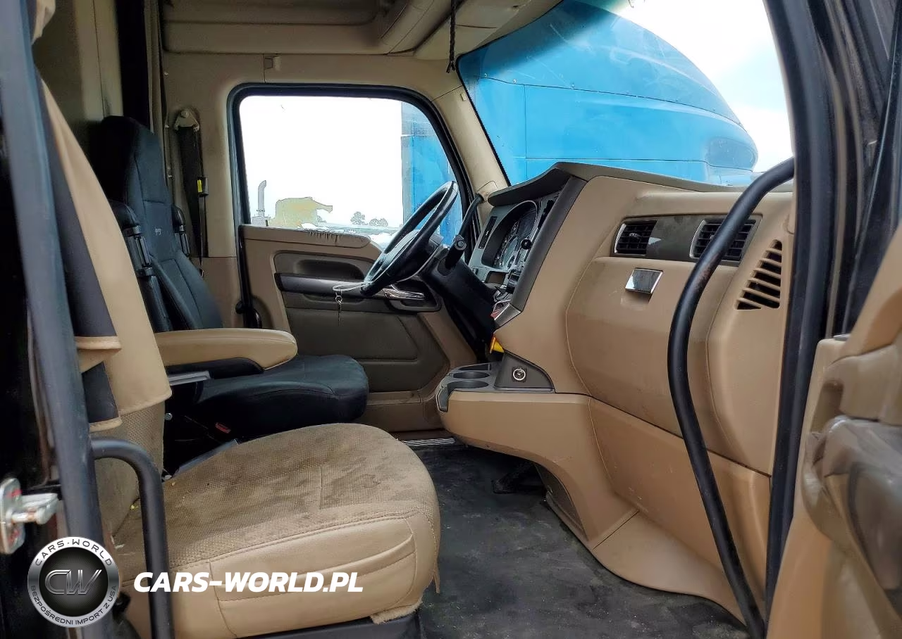 2019 Kenworth T680 Semi Truck VIN:1XKYDP9XXKJ180055 - 5