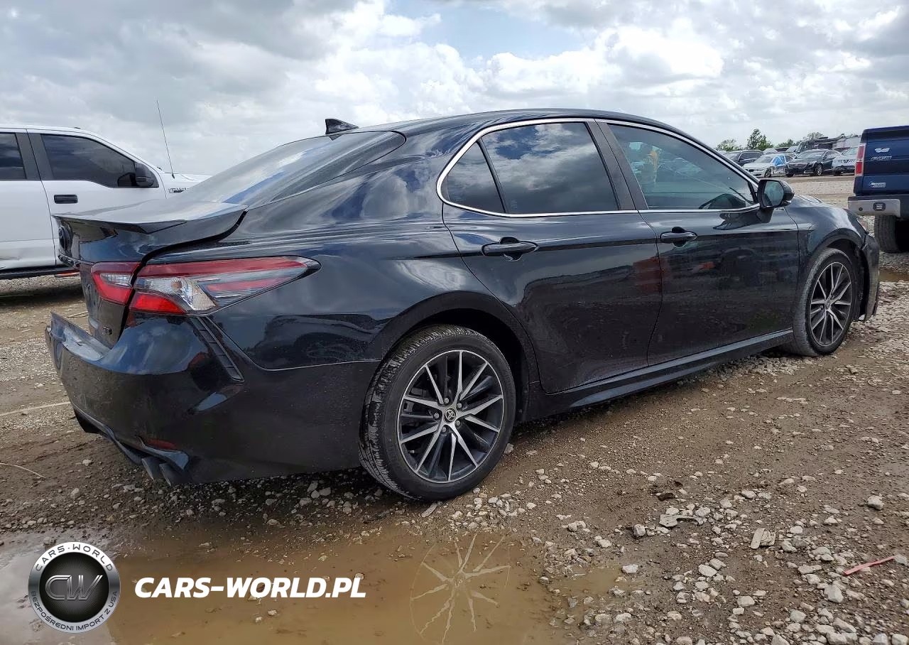 2021 Toyota Camry Se VIN:4T1G11AK2MU531566 - 3