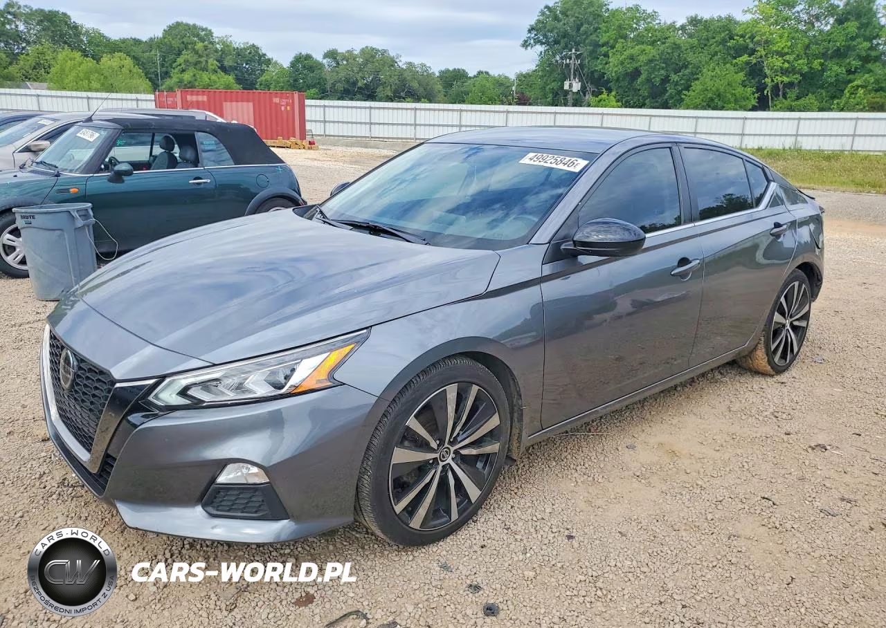 2019 Nissan Altima – zdjęcie 1 z 12