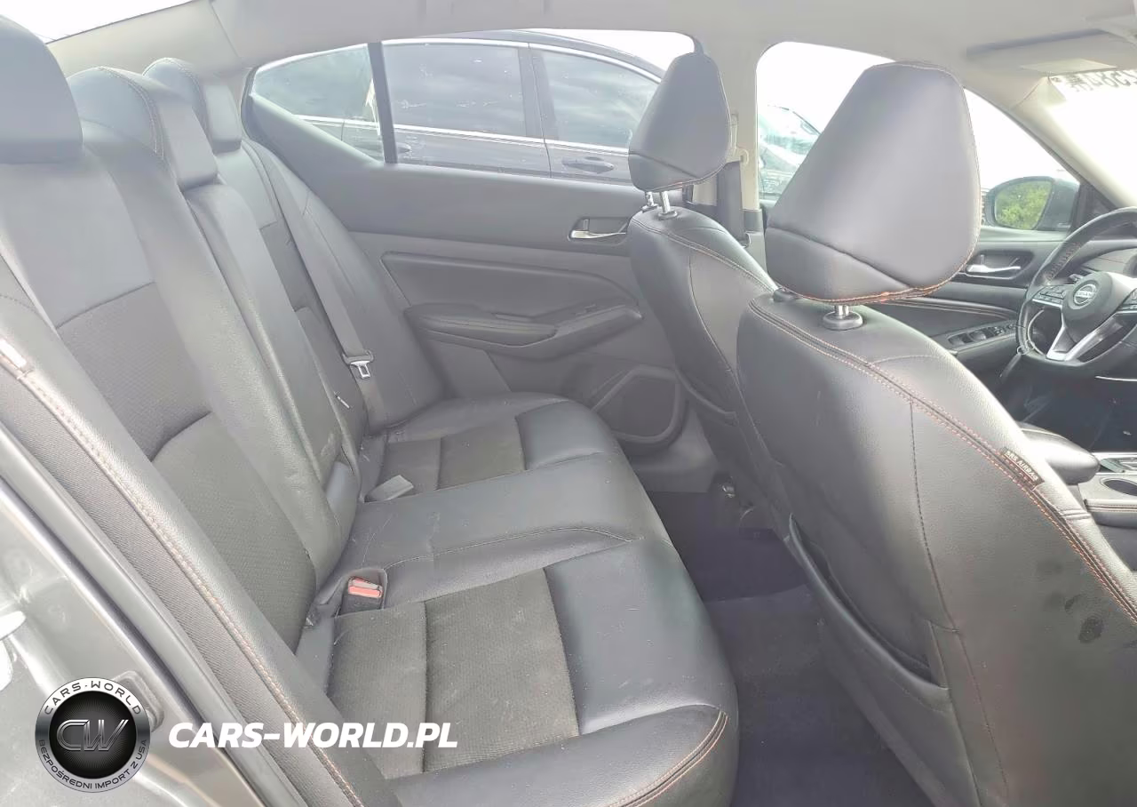 2019 Nissan Altima VIN:1N4BL4CV9KC251167 - 10