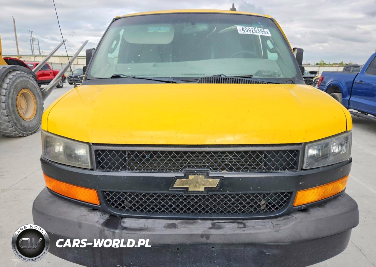 2019 Chevrolet Express G2500 Delivery Van VIN:1GCWGAFP4K1336389 - 5