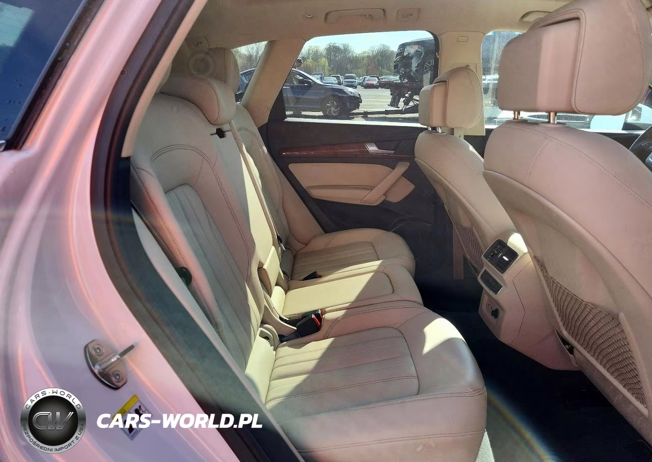 2022 Audi Q5 Premium 45 VIN:WA1GAAFY2N2002160 - 11