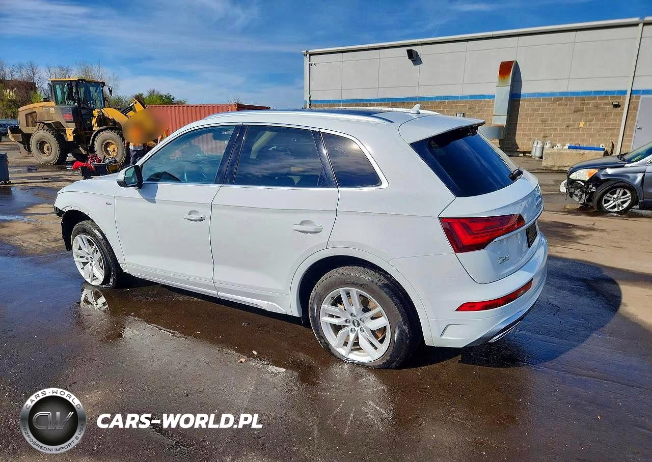 2022 Audi Q5 Premium 45 VIN:WA1GAAFY2N2002160 - 2