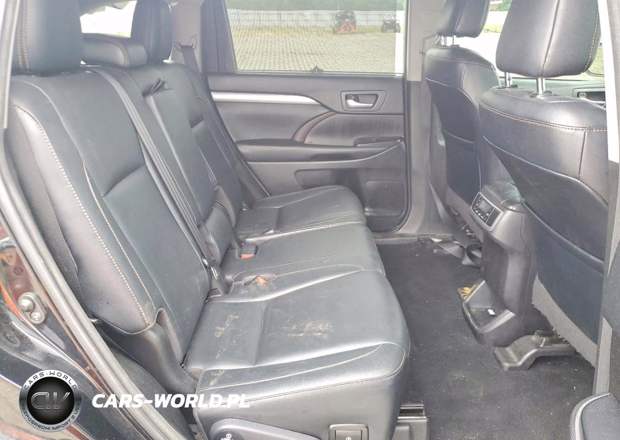 2018 Toyota Highlander Xle VIN:5TDJZRFH0JS820959 - 11