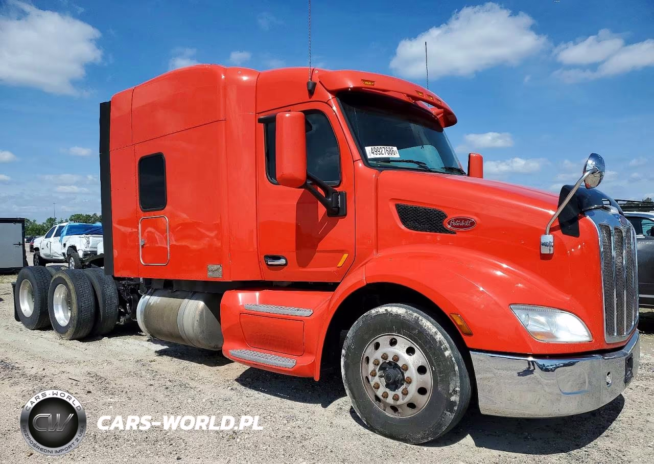 2018 Peterbilt 579 Semi Truck