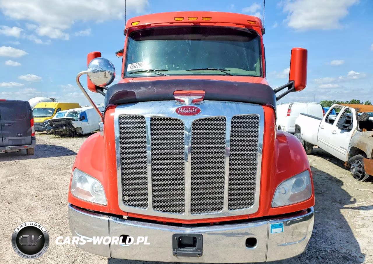 2018 Peterbilt 579 Semi Truck VIN:1XPBDP9X0JD451735 - 9