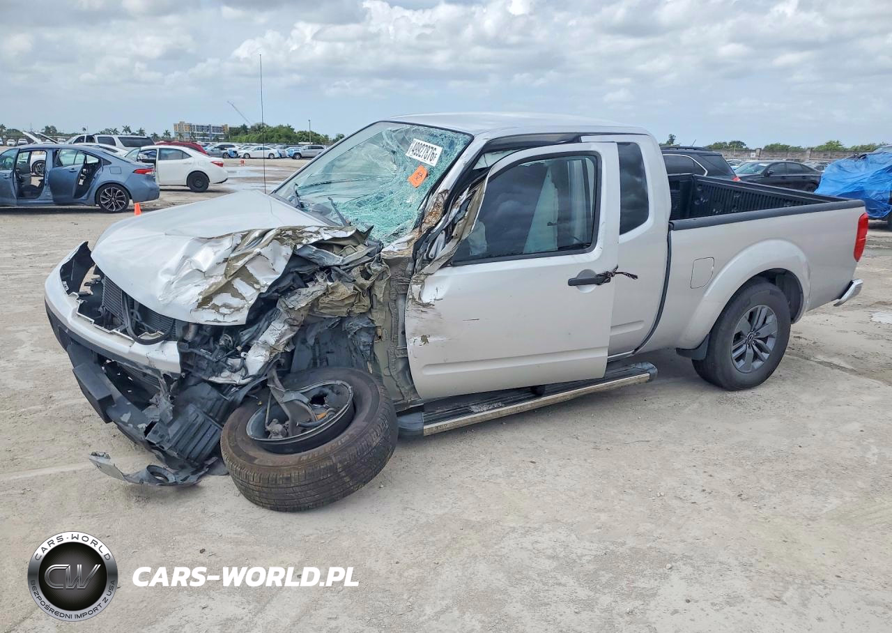 2015 Nissan Frontier S