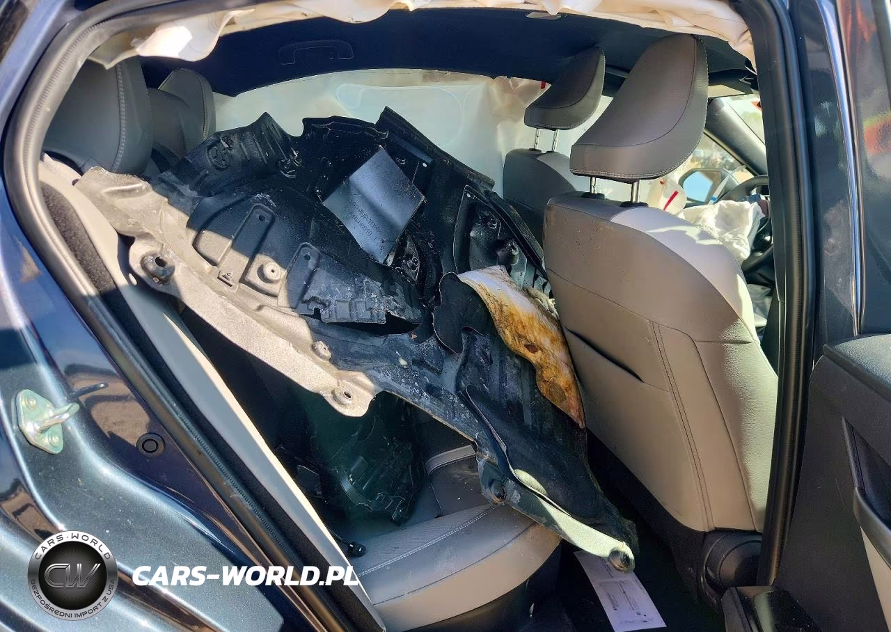 2026 Toyota Camry Se VIN:4T1DAACK1TU653219 - 10
