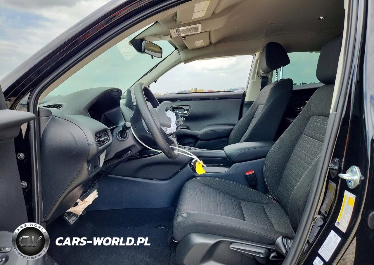 2026 Honda Hr-V Lx VIN:3CZRZ1H3XTM733590 - 7