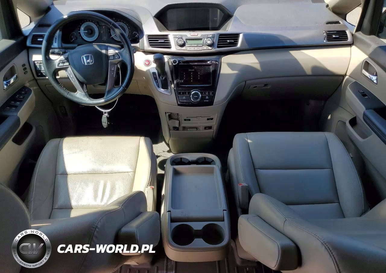 2015 Honda Odyssey Touring VIN:5FNRL5H90FB007698 - 8