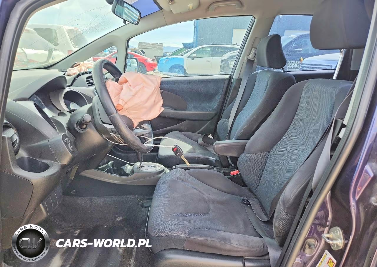 2010 Honda Fit Sport VIN:JHMGE8H40AC031303 - 7