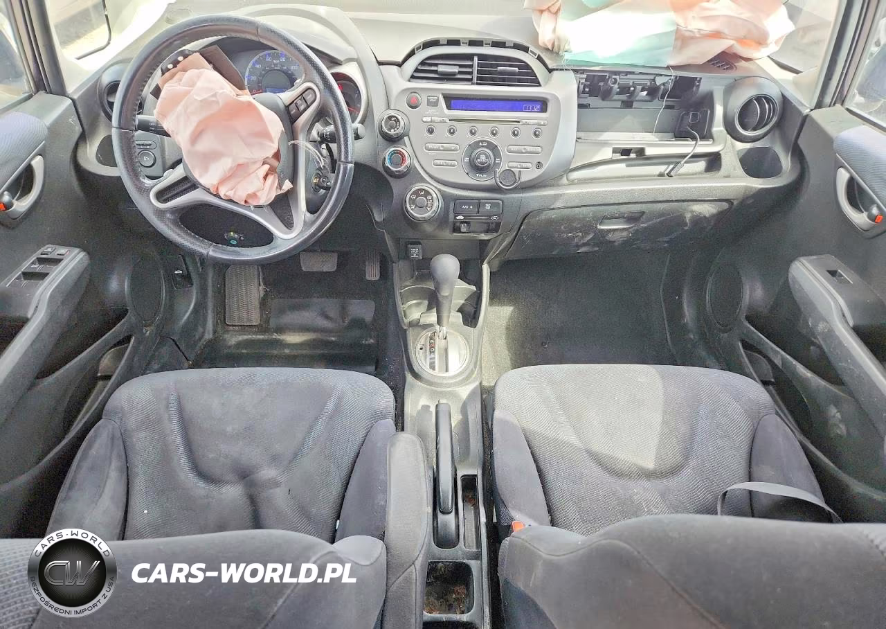 2010 Honda Fit Sport VIN:JHMGE8H40AC031303 - 8