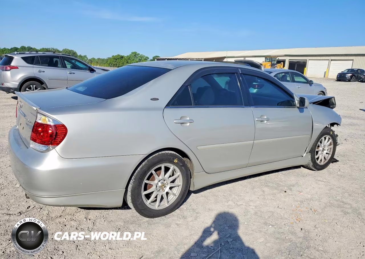 2006 Toyota Camry Le VIN:4T1BE32K16U137892 - 3