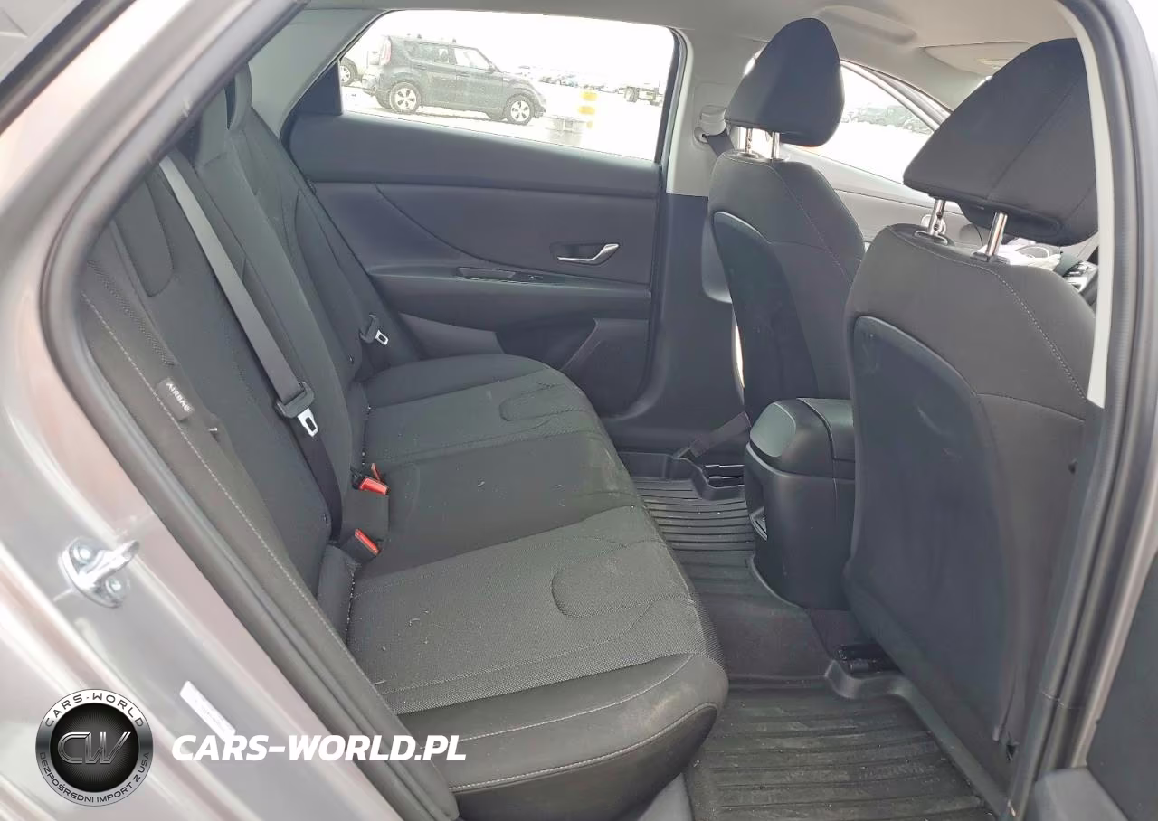 2025 Hyundai Elantra Se VIN:KMHLL4DG0SU040234 - 10
