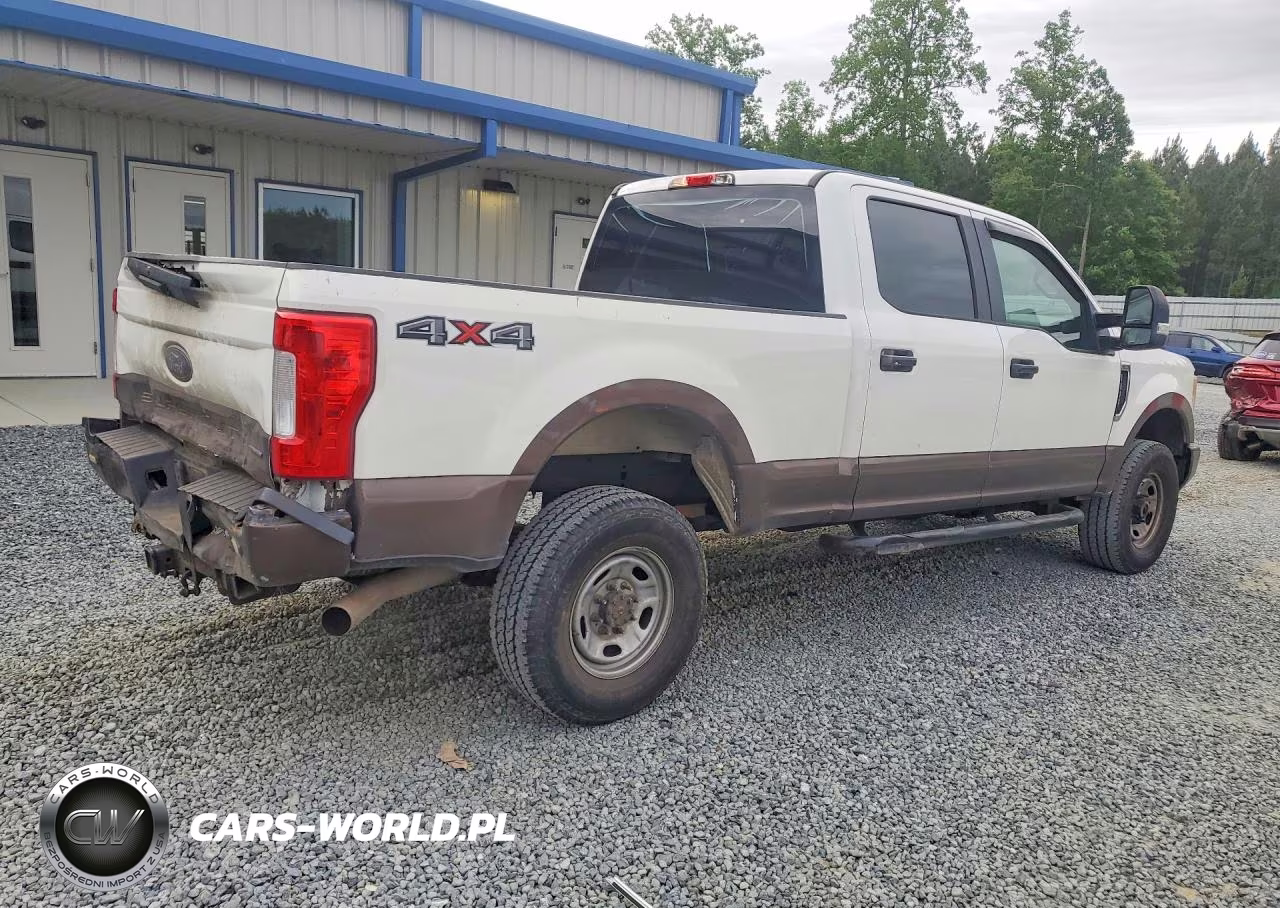 2017 Ford F250 Super Duty VIN:1FT7W2B63HEF24770 - 3