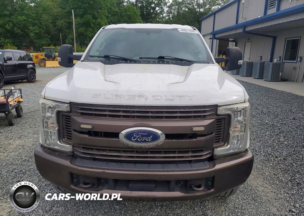 2017 Ford F250 Super Duty VIN:1FT7W2B63HEF24770 - 5